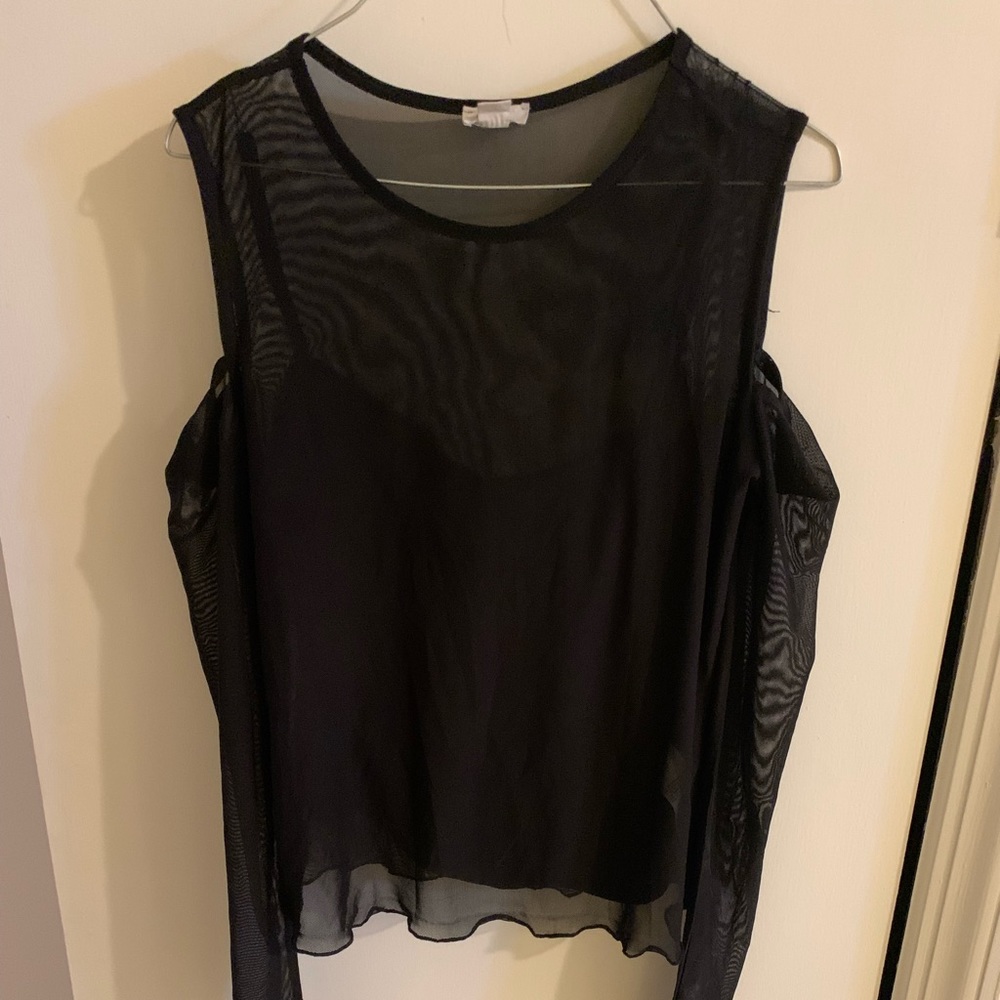 Long Sleep garage black mesh top size M
